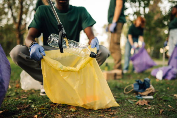 5 Surprising Ways Local Litter Picking Boosts Your Mental Health istockphoto 2197310627 612x612